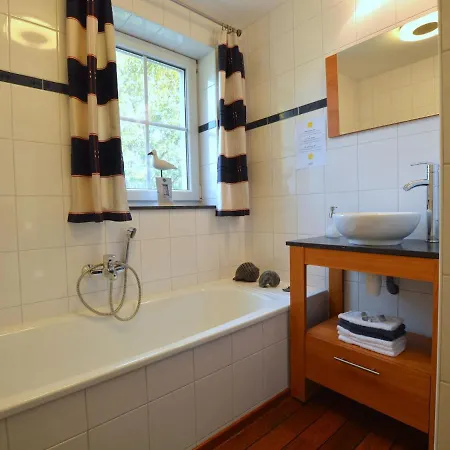 Heritage In With Jacuzzi